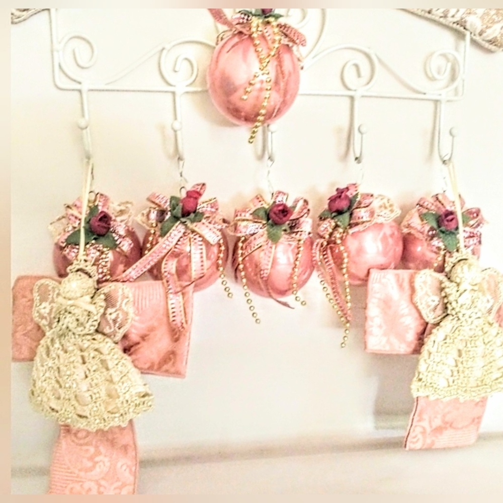 Vintage Victorian Krebs "Tuscany Rose" Glass Ornaments & 2 Crocheted Angels